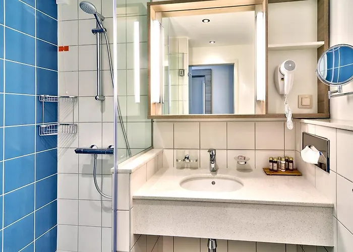 Ralitsa Aquaclub Hotell 4*