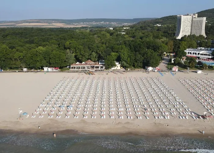 Hotell Ralitsa Aquaclub 4*