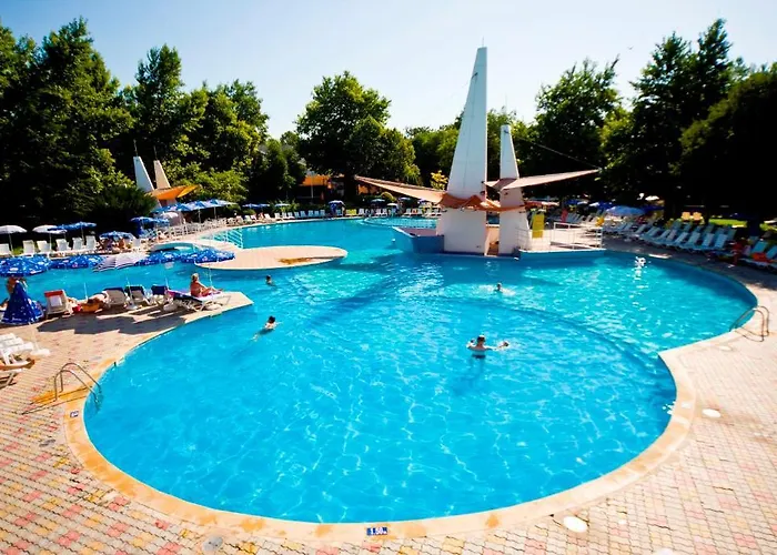 Ralitsa Aquaclub 4*
