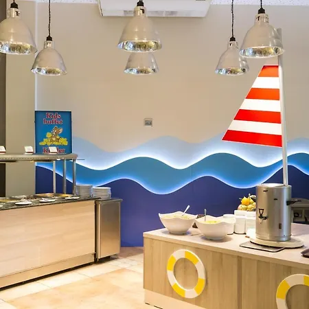 Ralitsa Aquaclub 4* Албена