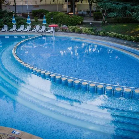 Ralitsa Aquaclub アルベナ