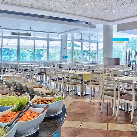 Ralitsa Aquaclub 4* アルベナ