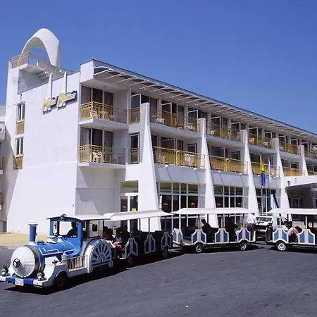 Ralitsa Aquaclub 4*