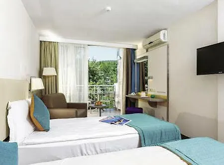 Ralitsa Aquaclub 4* Albena