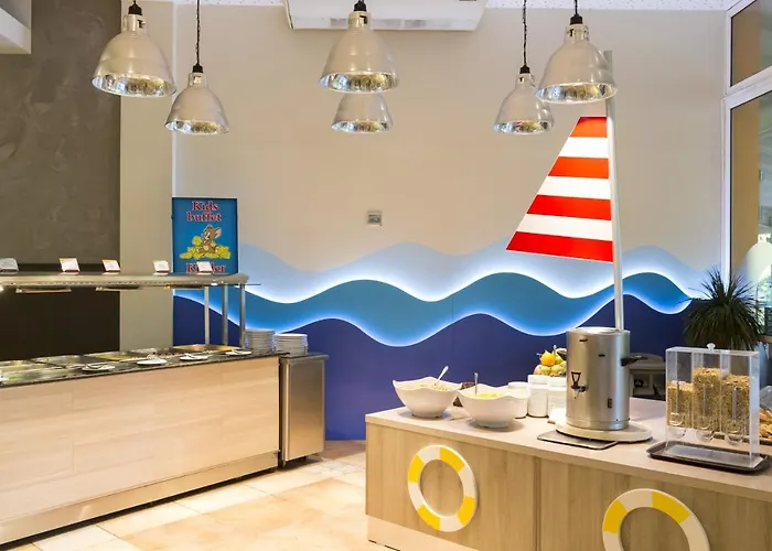 Ralitsa Aquaclub 4* Албена