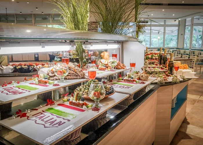 Ralitsa Aquaclub 4* Albena