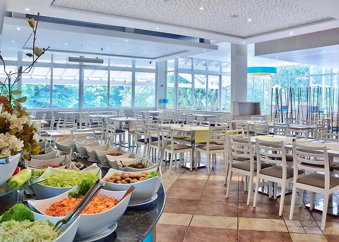 Ralitsa Aquaclub 4* Албена