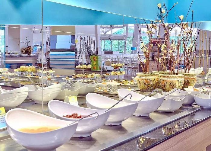 Ralitsa Aquaclub 4* Албена